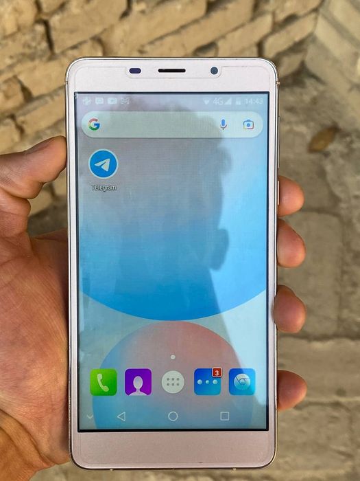 Leagoo M8 Pro - срочно