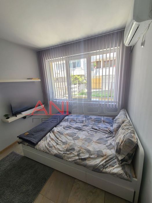 Дава се под наем Едностаен апартамент в Варна, Център - 30 кв.м за 348.84 € - Снимка #5