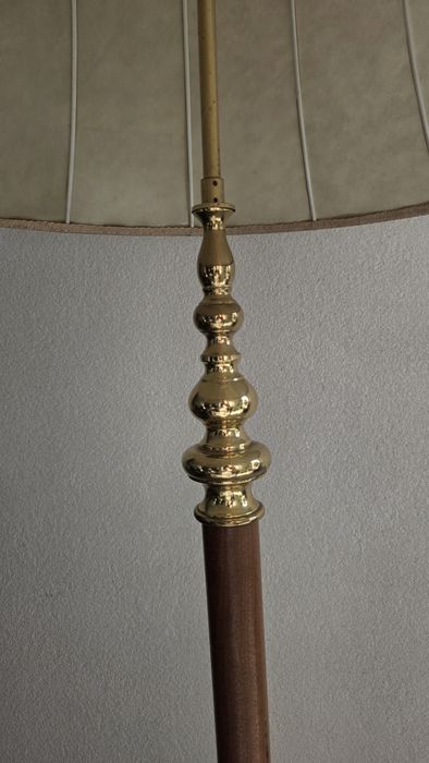 Lampa lemn metal si piele