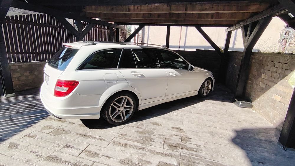 Vand Mercedes 250 (220biturbo)