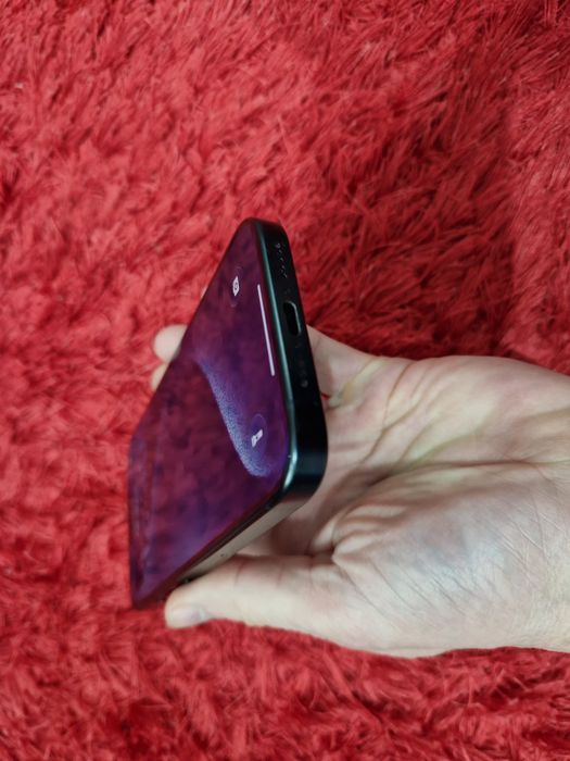 -Iphone 15Pro, ca Nou, 128Gb, 8Ram, Bat:87%- 687 cicluri incarcare, Bl