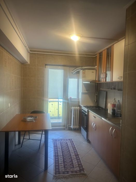 Câmpina - central - ap. 2 cam mobilat - 350 Euro/Luna