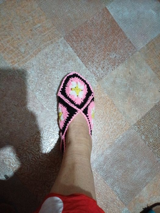 Продам тапочки ручной работы