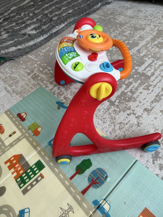 Музыкальные ходунки-каталка Chicco