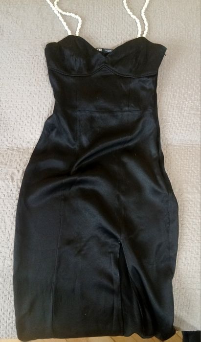 Сатенена рокля Zara