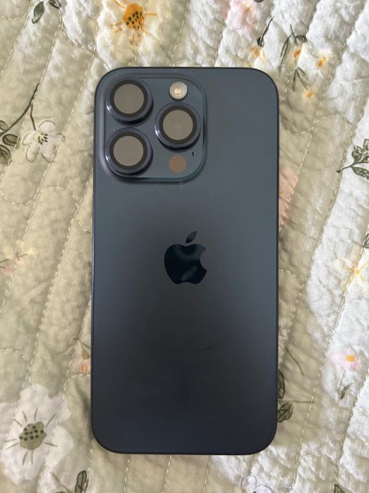 Продам Айфон 15 Про