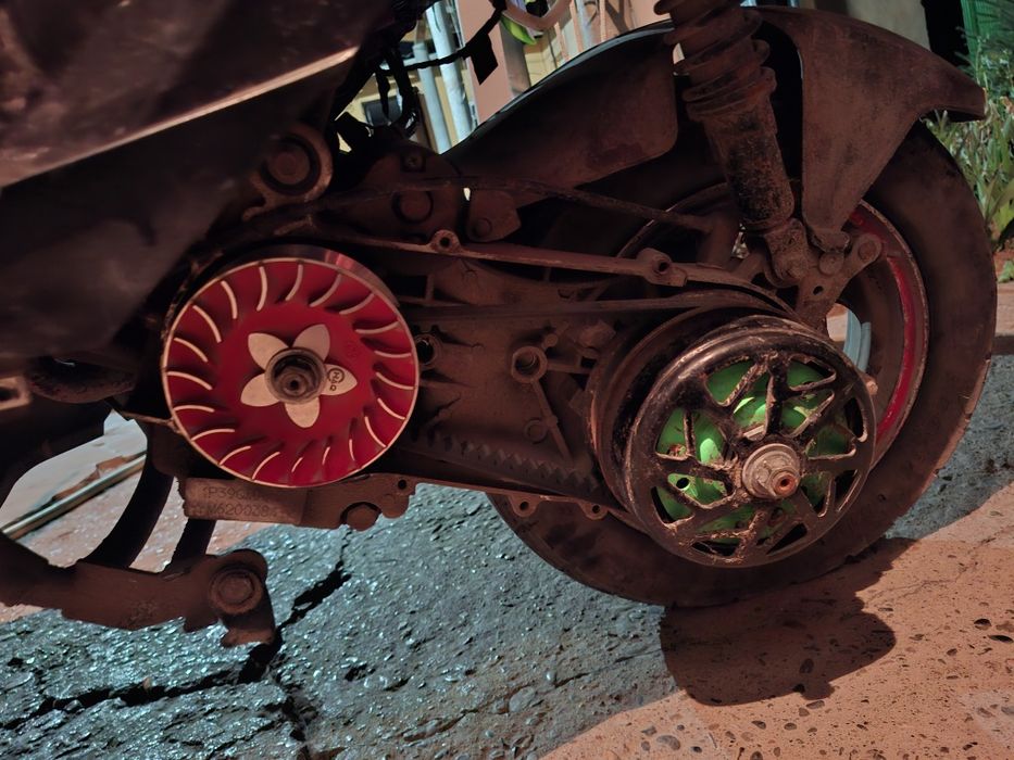 Продам скутер м8