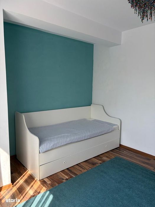 Apartament cu 2 camere, balcon deasupra pârâului și vedere spre pădure