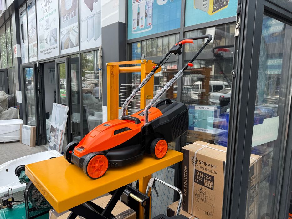 Арзон Газонокасилка электрический SAAB / Gazonakasilka