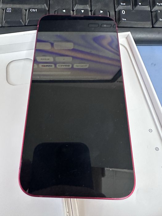 Iphone 13 red 100% батерия 128gb