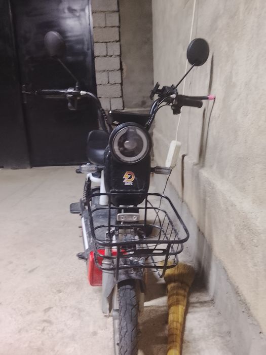 Скутер на прадаже