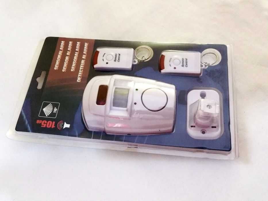 Аларма с датчик за движение и сирена( нова стока)