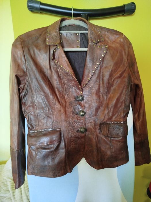 Дамско кожено яке