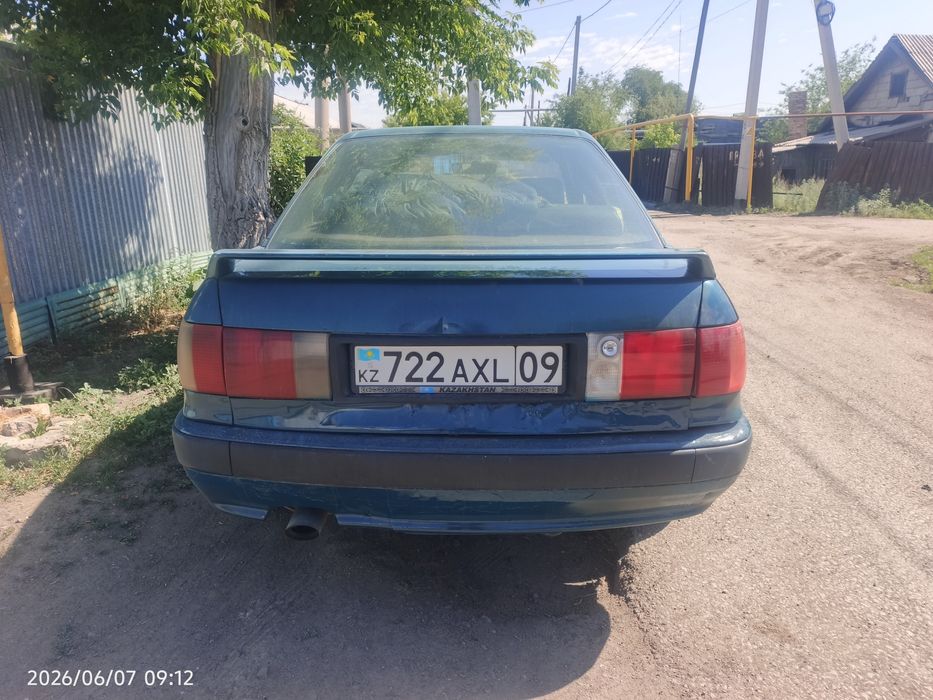 Продаётся Ауди 80 б4