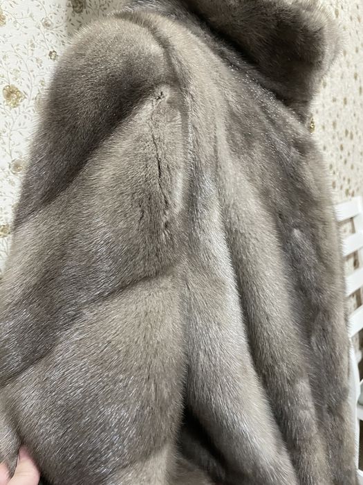 Шуба 44/46 Есть каспи ред