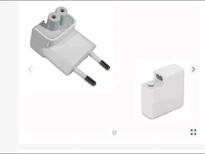 на MacBook для блока питания евро-вилка на зарядку