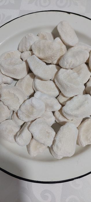 Продается курт домашний соленый