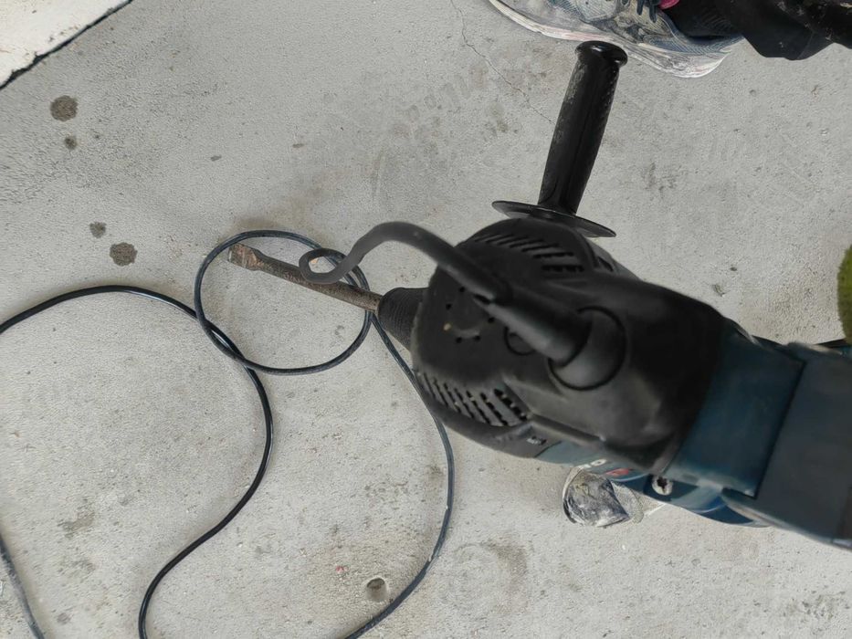 Продавам къртач Bosch 5-40DE