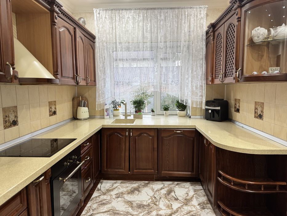 Продам кухонный гарнитур б/у