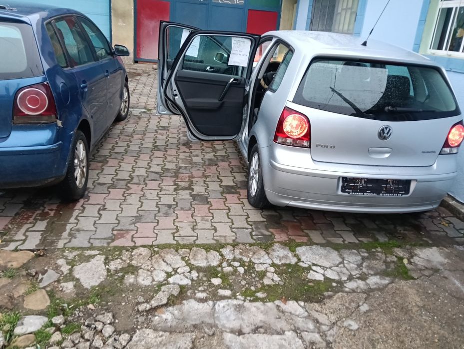 Vând vw polo 2009 în stare perfectă.