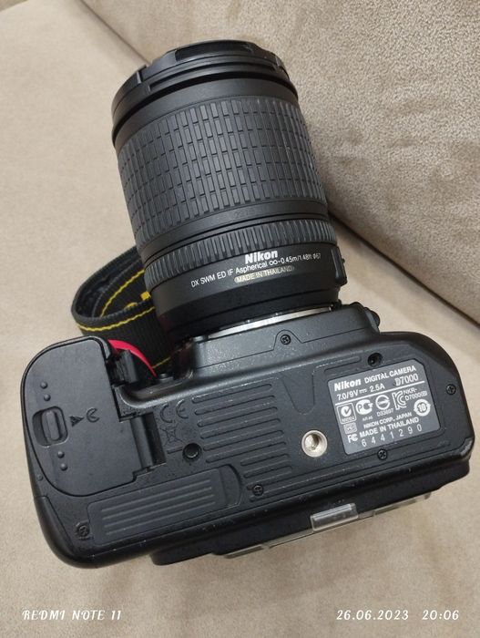 Фотоаппарат, Nikon D7000