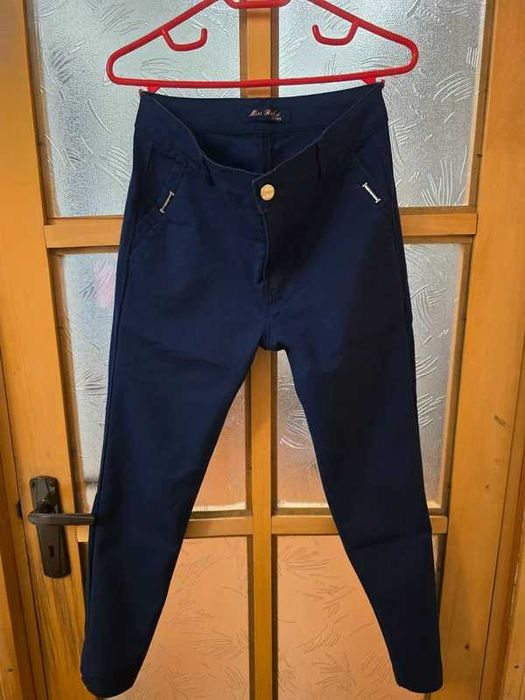 Pantaloni office marimea 28
