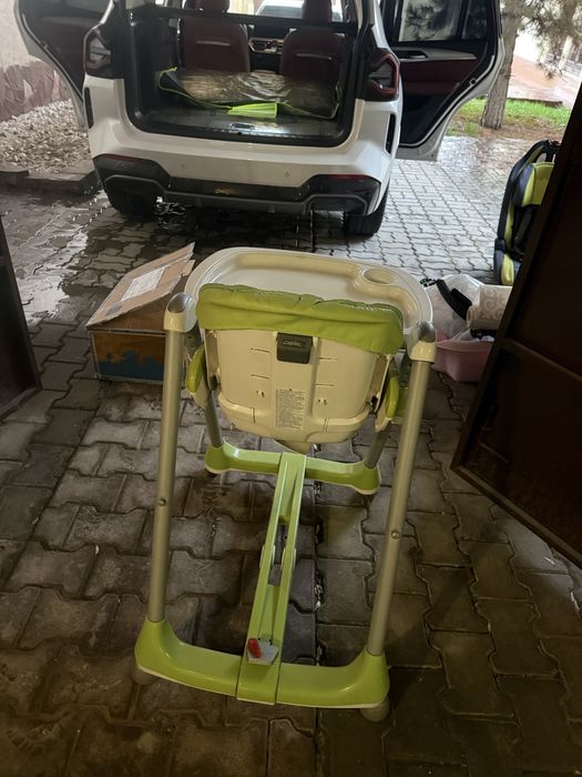 Детский стульчик для кормления