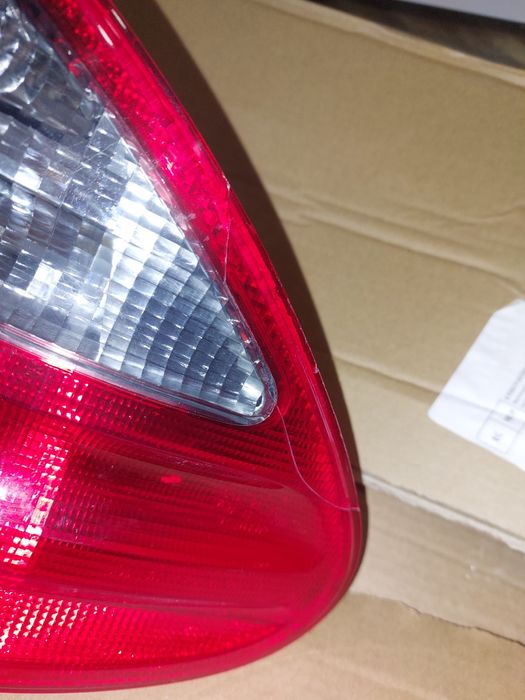 Десен външен стоп E klass W 211 kombi