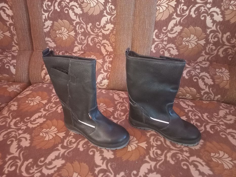 Сапоги зимние утеплённые