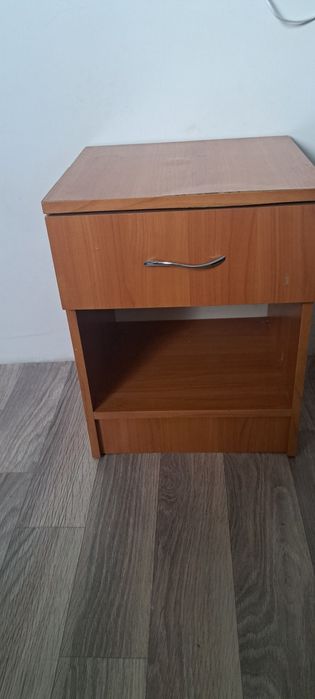 Срочно  комод айнасымен сатылады
