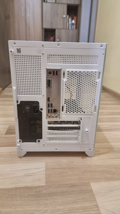 Геймърски компютър  rtx 3060 ti, 16gb ddr4, 10100f, за игри