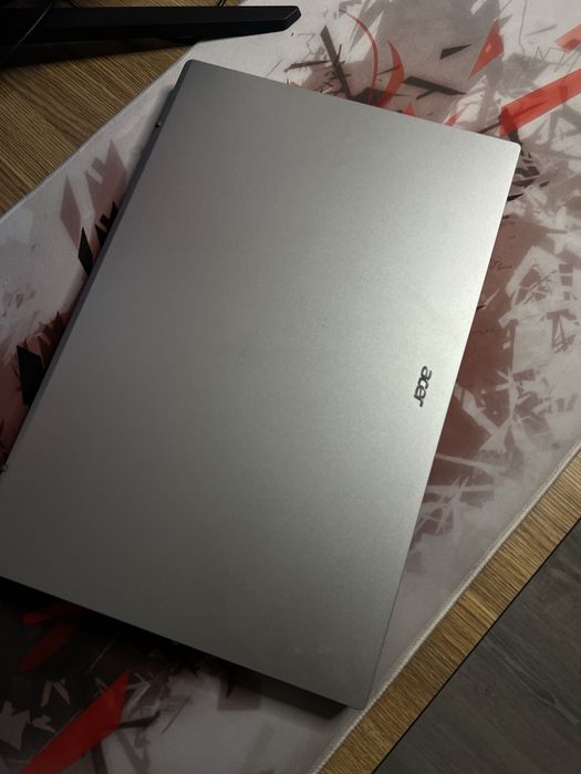 Acer Aspire3 garantiya 3 oy beraman holati yangiday 2 hafta ishlagan