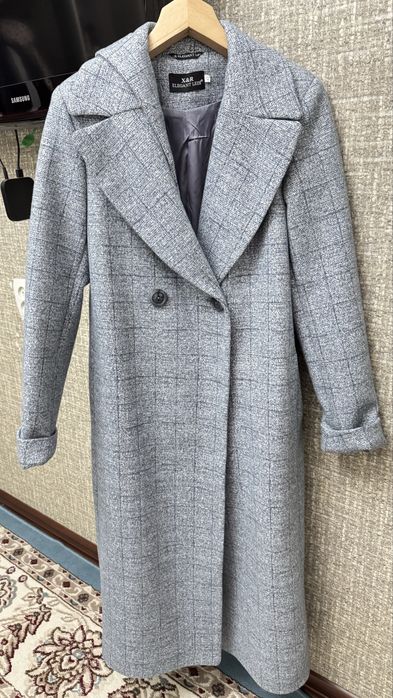 Пальто продается новый