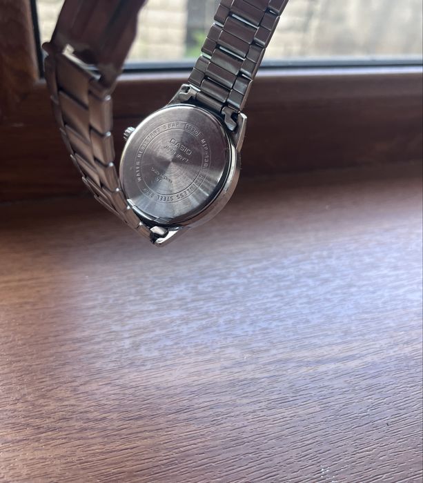 Брутальные часы Casio