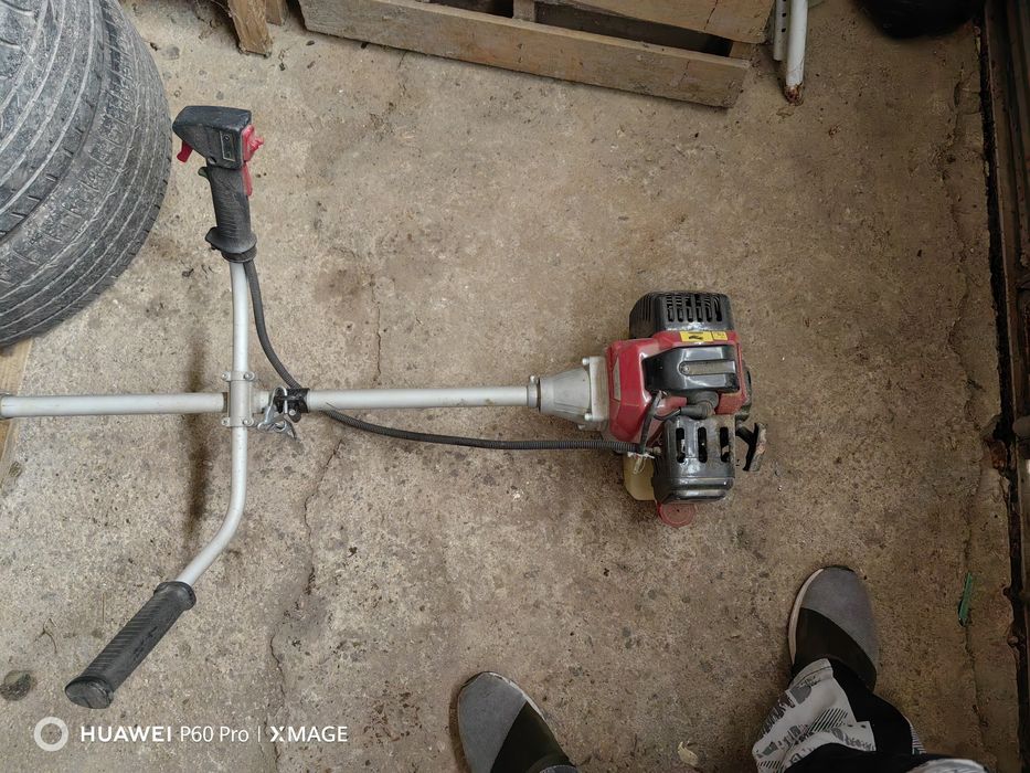 Моторна коса RAIDER RD-GBC22