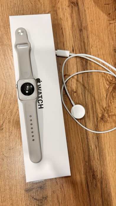Apple Watch SE 40 мм – ПРАКТИЧЕСКИ НОВЫЕ!
