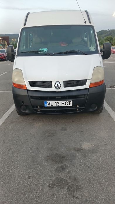 Vând Renault Master 2.5 dci 100