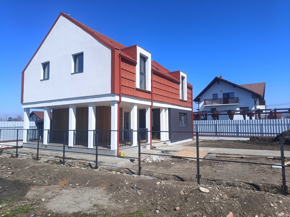 Vând casă intrare Prejmer