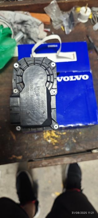 Дроселова клапа дросел Volvo S40 2.4 140