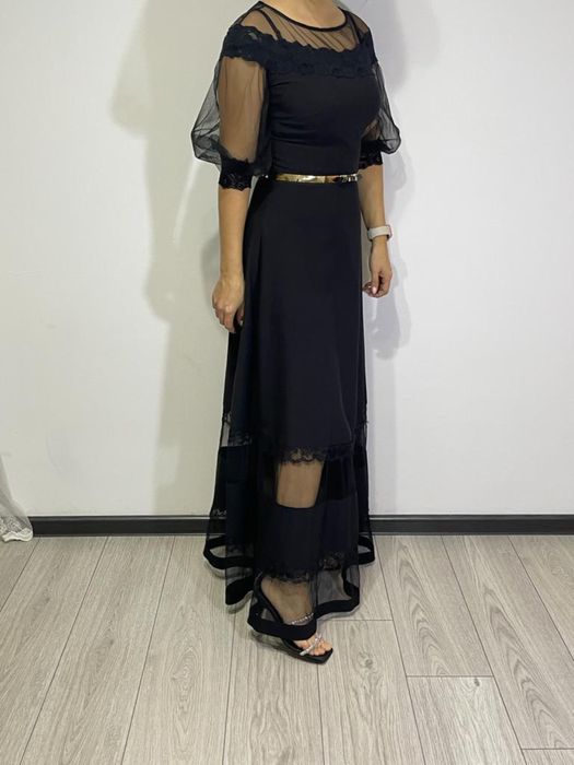 Продам платье , черное, пости новое