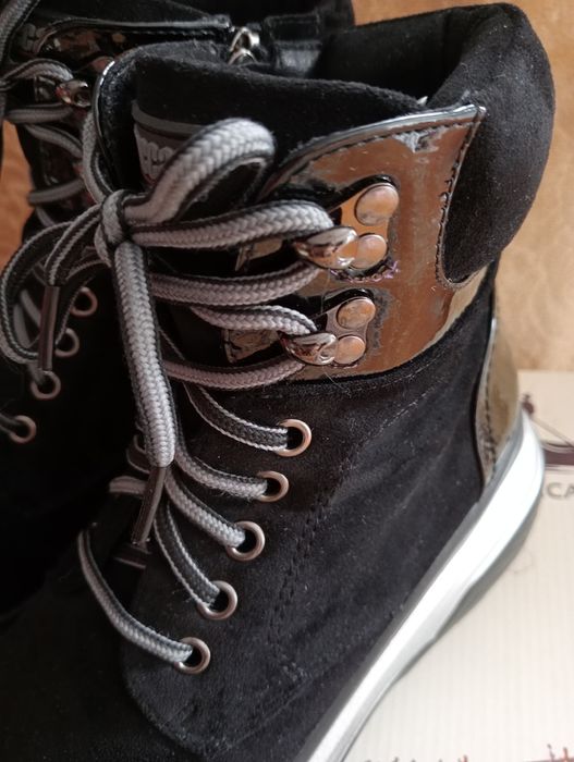 Демисезонные ботинки Кари 39 размер.