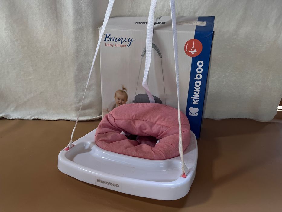 Детски играчки проходилка, люлка, бънджи и активна гимнастика.