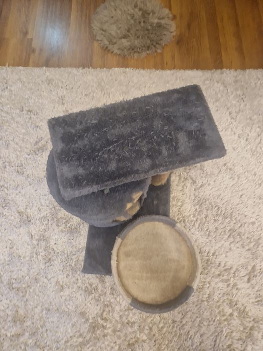 Домик доя кошечек