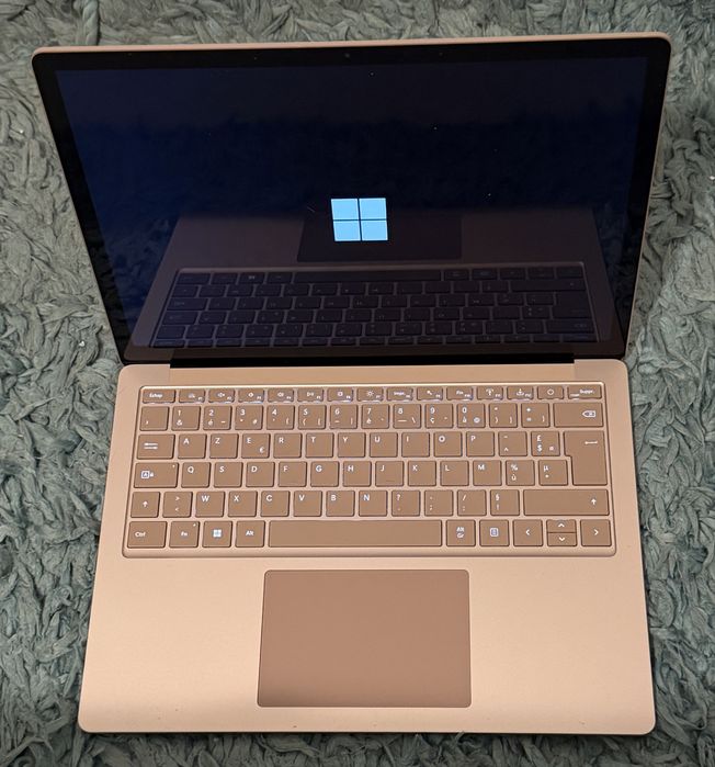 Microsoft Surface Laptop 5 - 13.5” procesor  i5 ram 8GB SSD 512GB