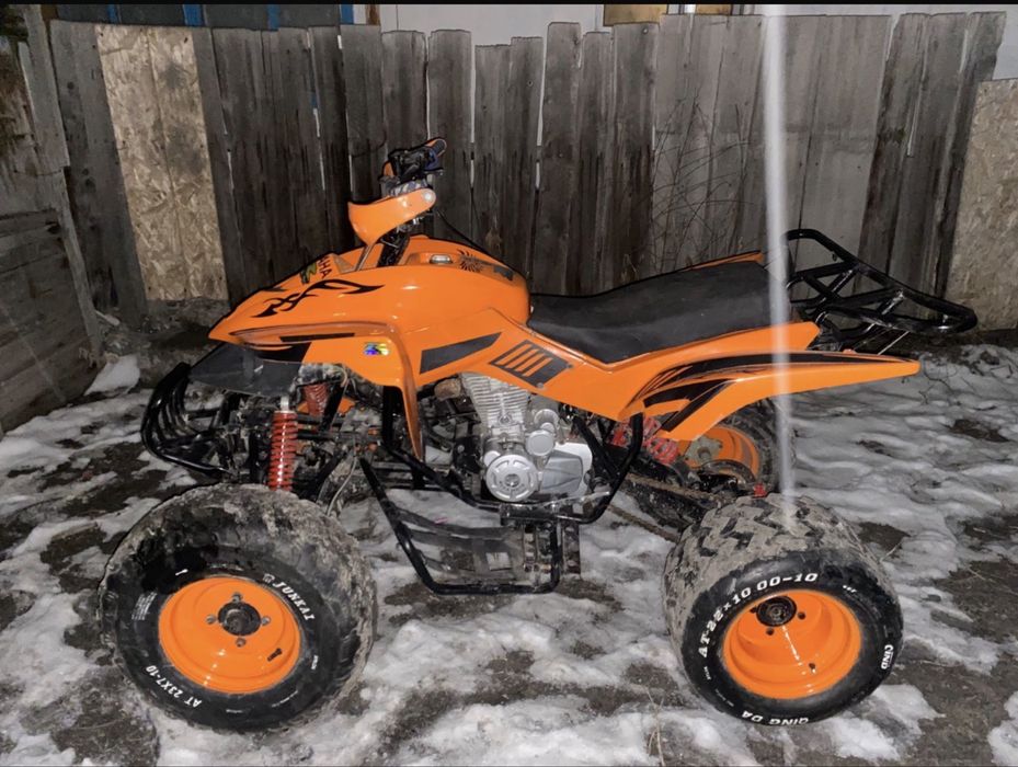 Продам  квадрик на полном ходу