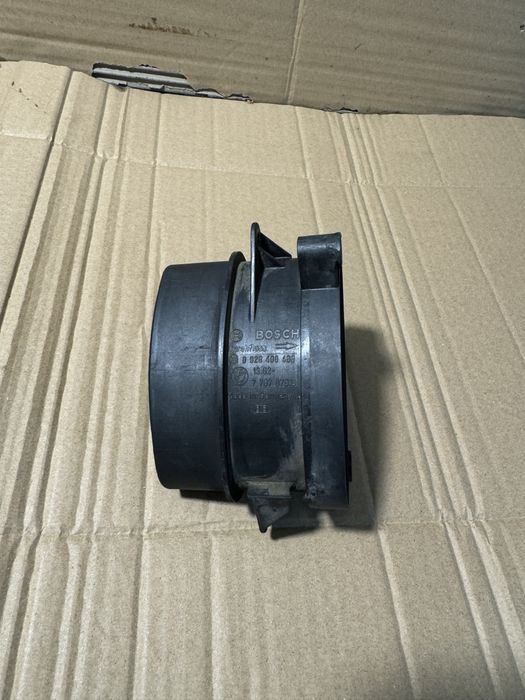 Debitmetru Aer BMW Seria 5 E60 E61 530D 218cp 231cp 235cp 177cp 197cp