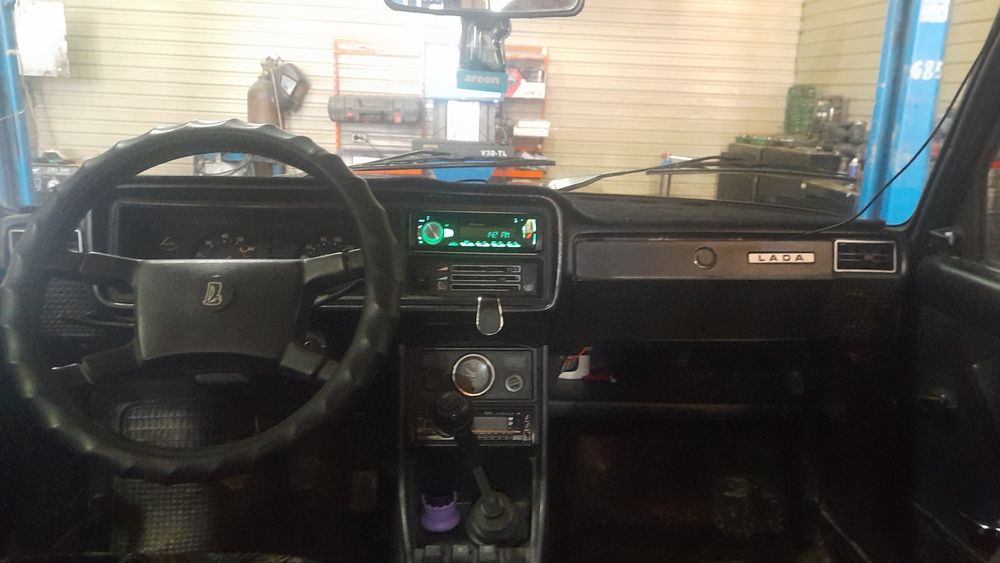 Продам ваз 21075