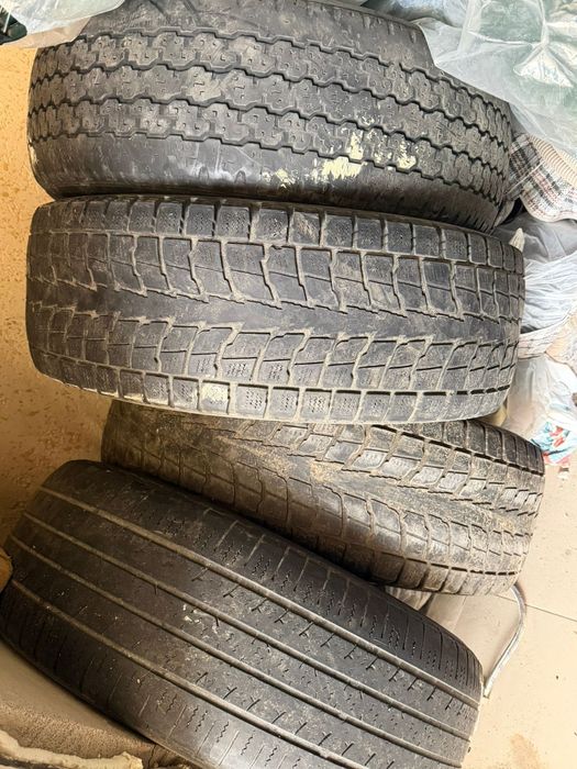 Летние шины б/у продам 4шт