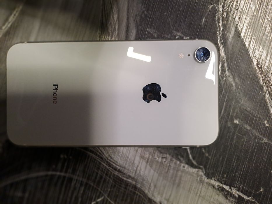 Iphone XR - Apple