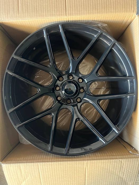 Rays R17 Universal Black